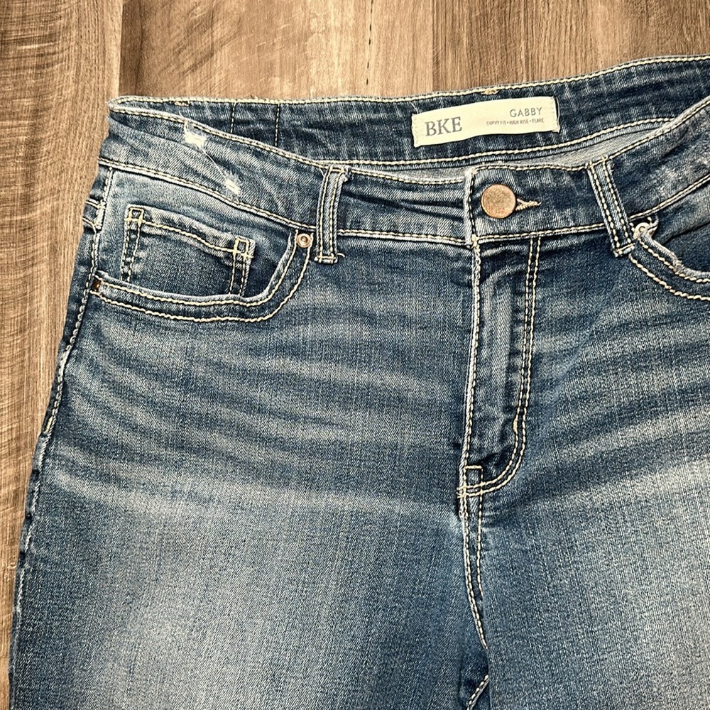 BKE Gabby Curvy High Rise Flare Jeans - 30 - Picture 6 of 8
